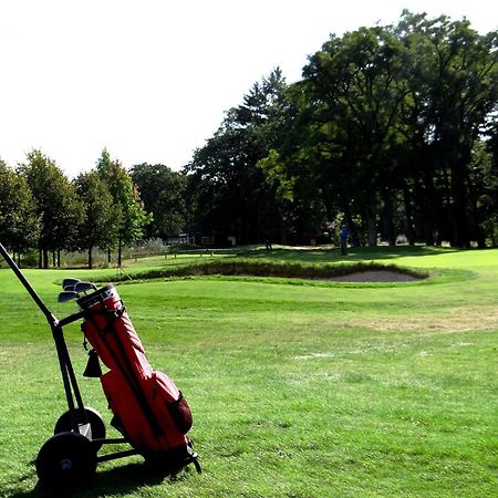 Hotel Doubletree By Hilton Royal Parc Soestduinen Exterior foto